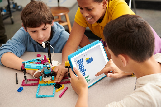 LEGO® Education SPIKE™ Prime dzieci programowanie