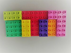 klocki-lego-edukacyjne klocki edukacyjne Lego do wykorzystania jako popularne łamigłówki