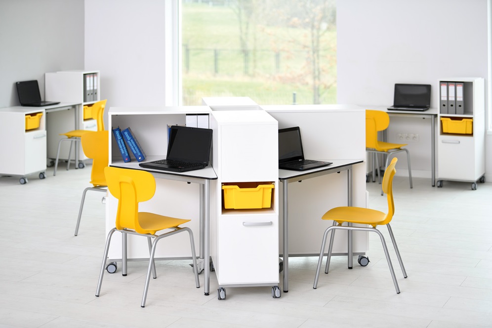 klasa szkolna przygotowana dla dzieci o specjalnych potrzebach edukacyjnych