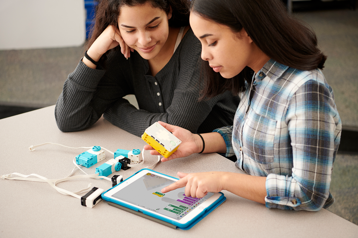 lego education spike prime lekcja programowania w szkole
