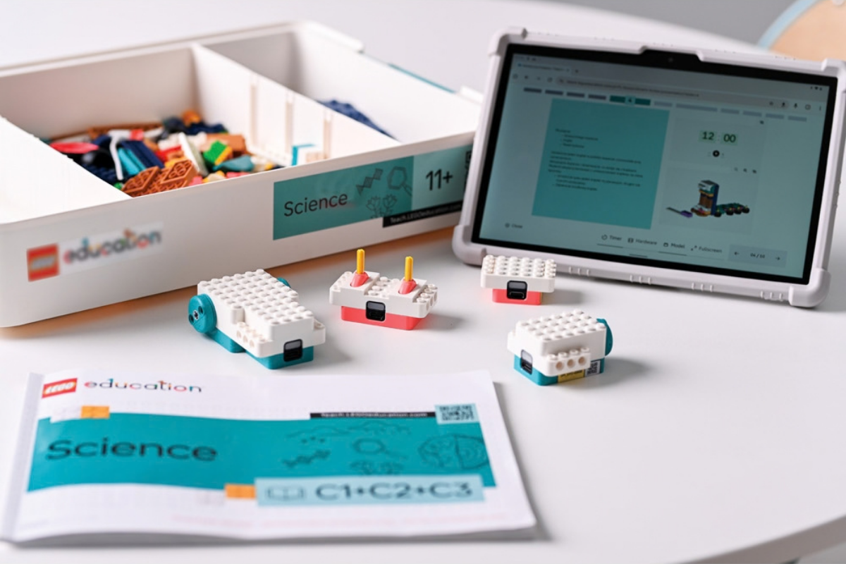 zestaw LEGO® Education Nauki przyrodnicze i ścisłe 11+ z tabletem i elementami konstrukcyjnymi